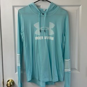 UA long sleeve shirt